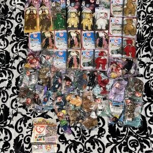 1999 all in boxes rare beanie baby’s